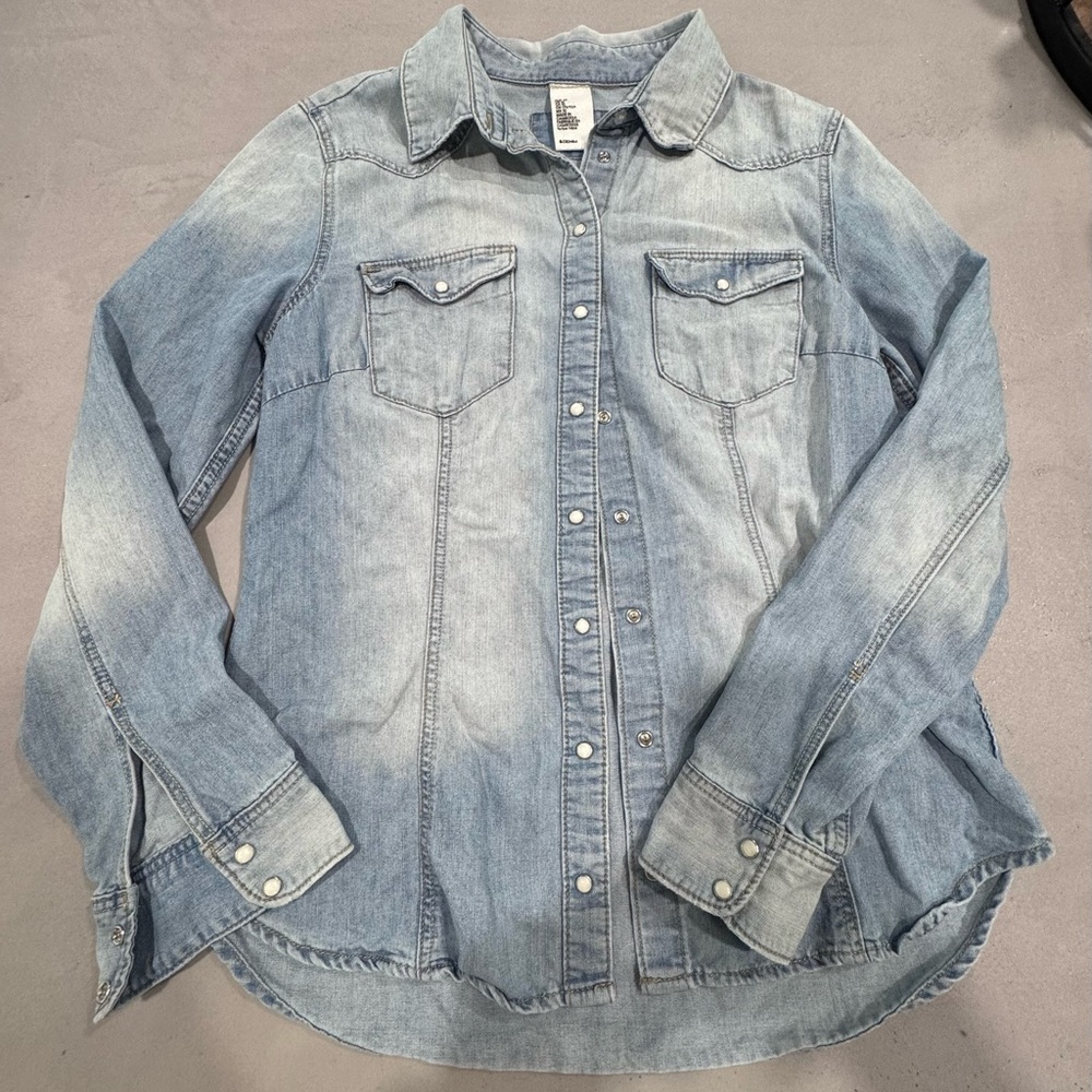 H&M Light Blue Denim Button-Up